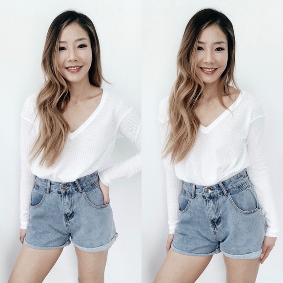 Elastic Detail High-waist Denim Shorts - Picture 3 of 8